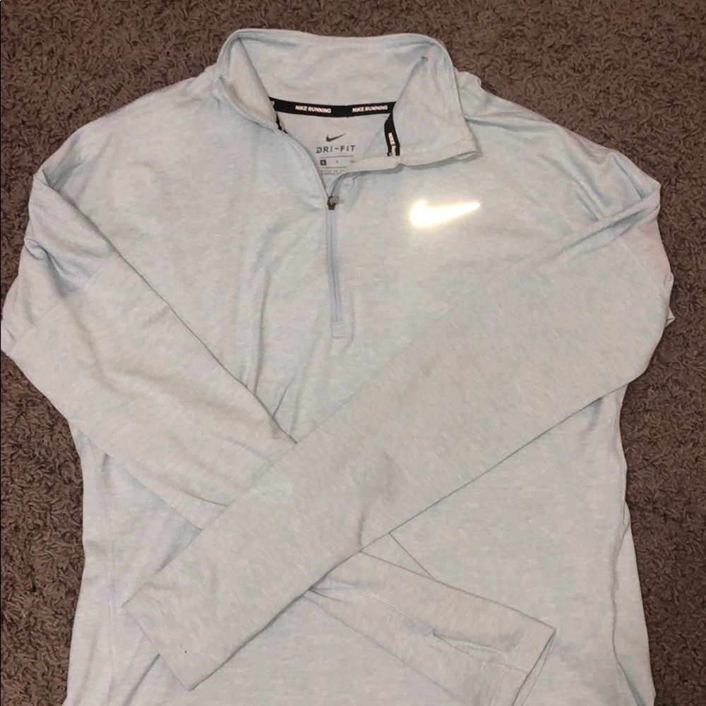 nike running pull over; size small